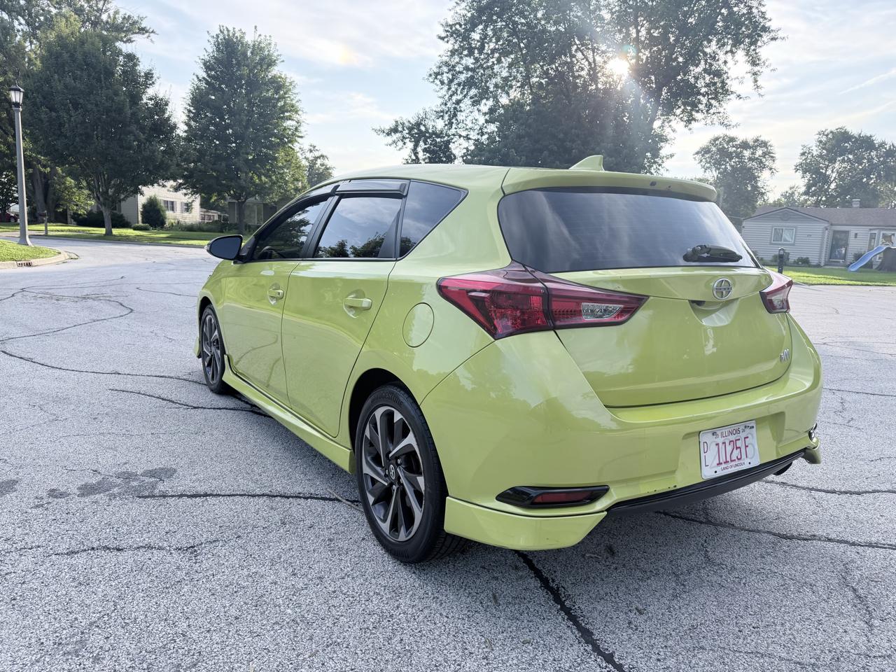 Scion iM 5dr HB CVT (Natl) 2016