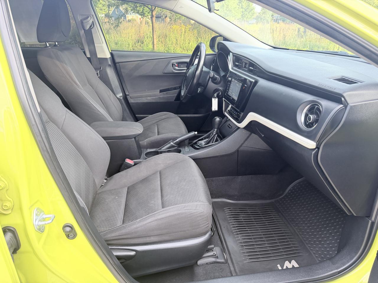 Scion iM 5dr HB CVT (Natl) 2016