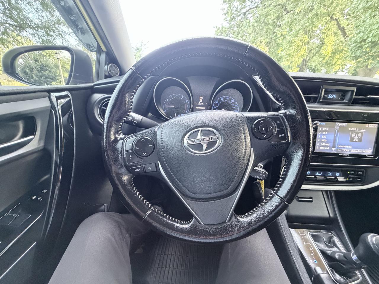 Scion iM 5dr HB CVT (Natl) 2016