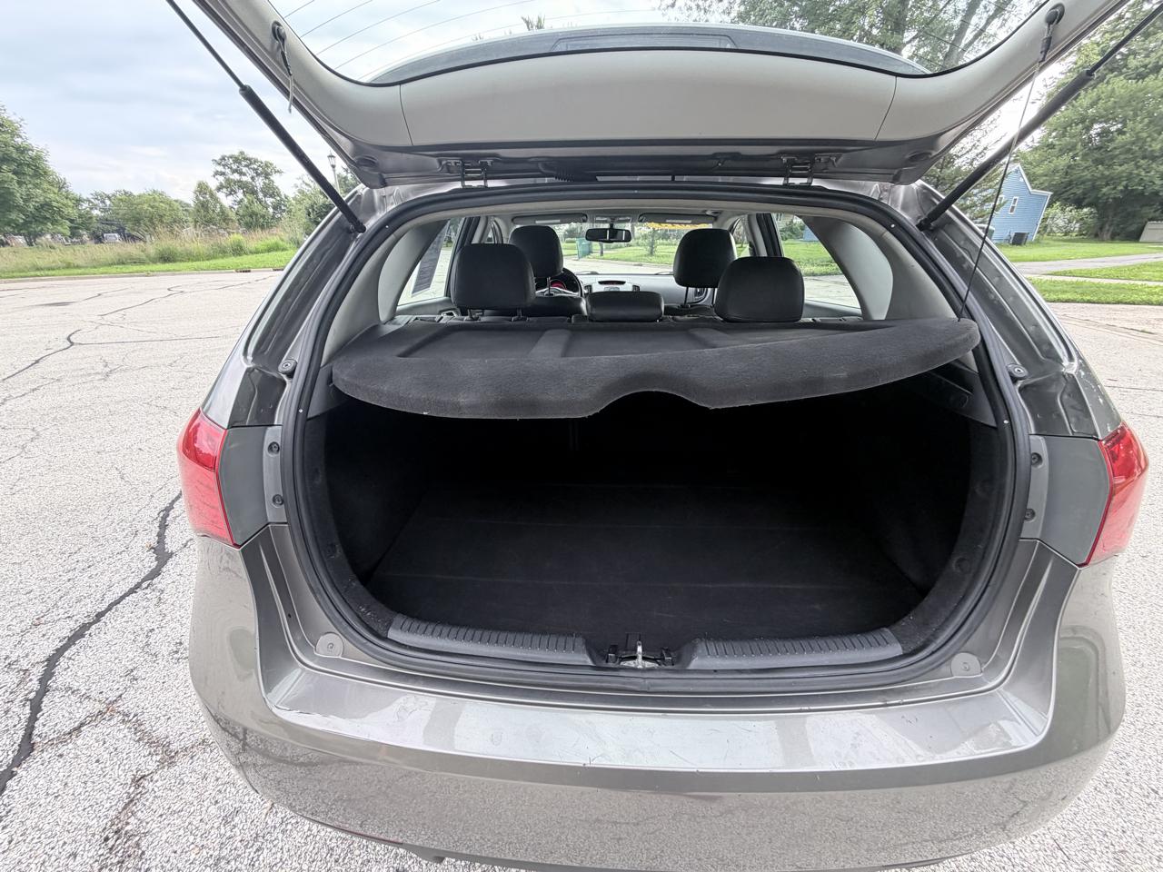 Kia Forte 5-Door 5dr HB SX 2013