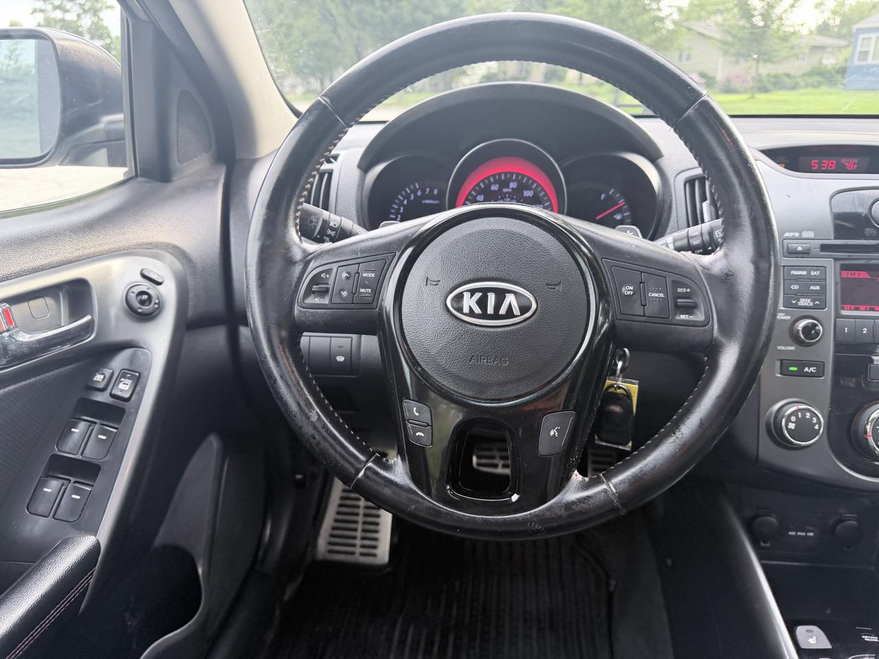 Kia Forte 5-Door 5dr HB SX 2013