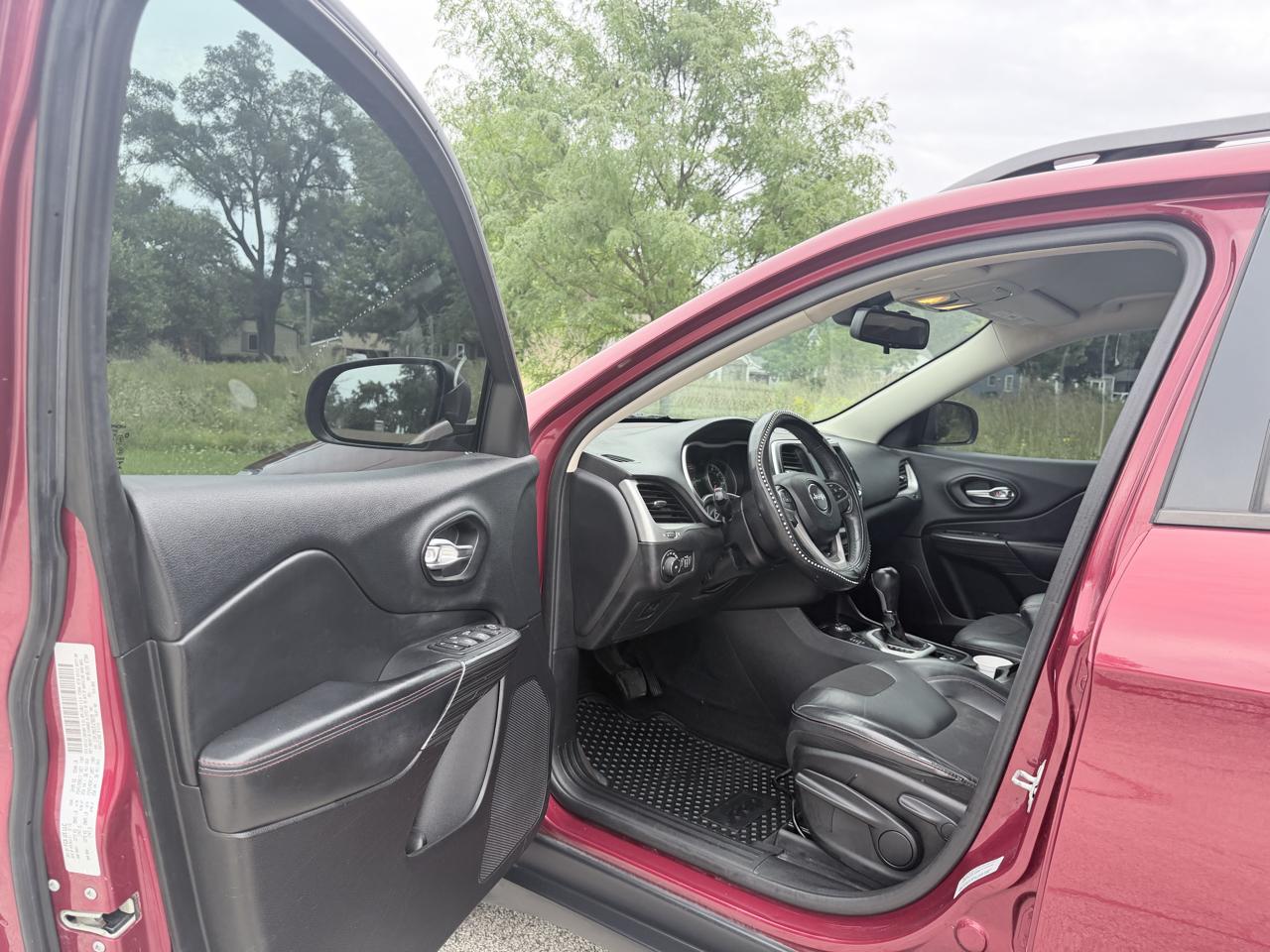 Jeep Cherokee 4WD 4dr Trailhawk 2015