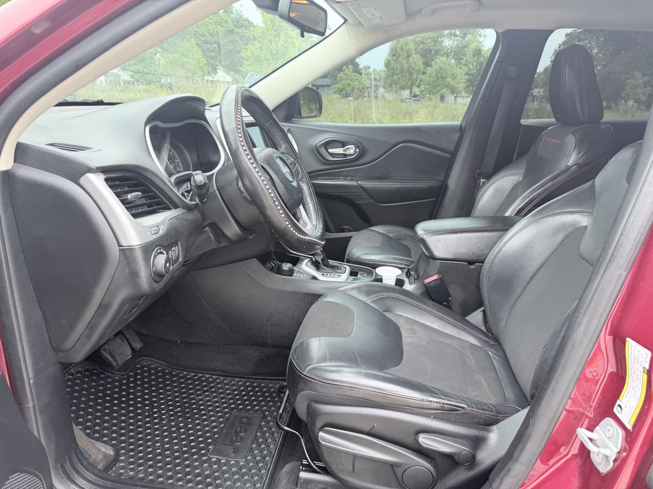 Jeep Cherokee 4WD 4dr Trailhawk 2015