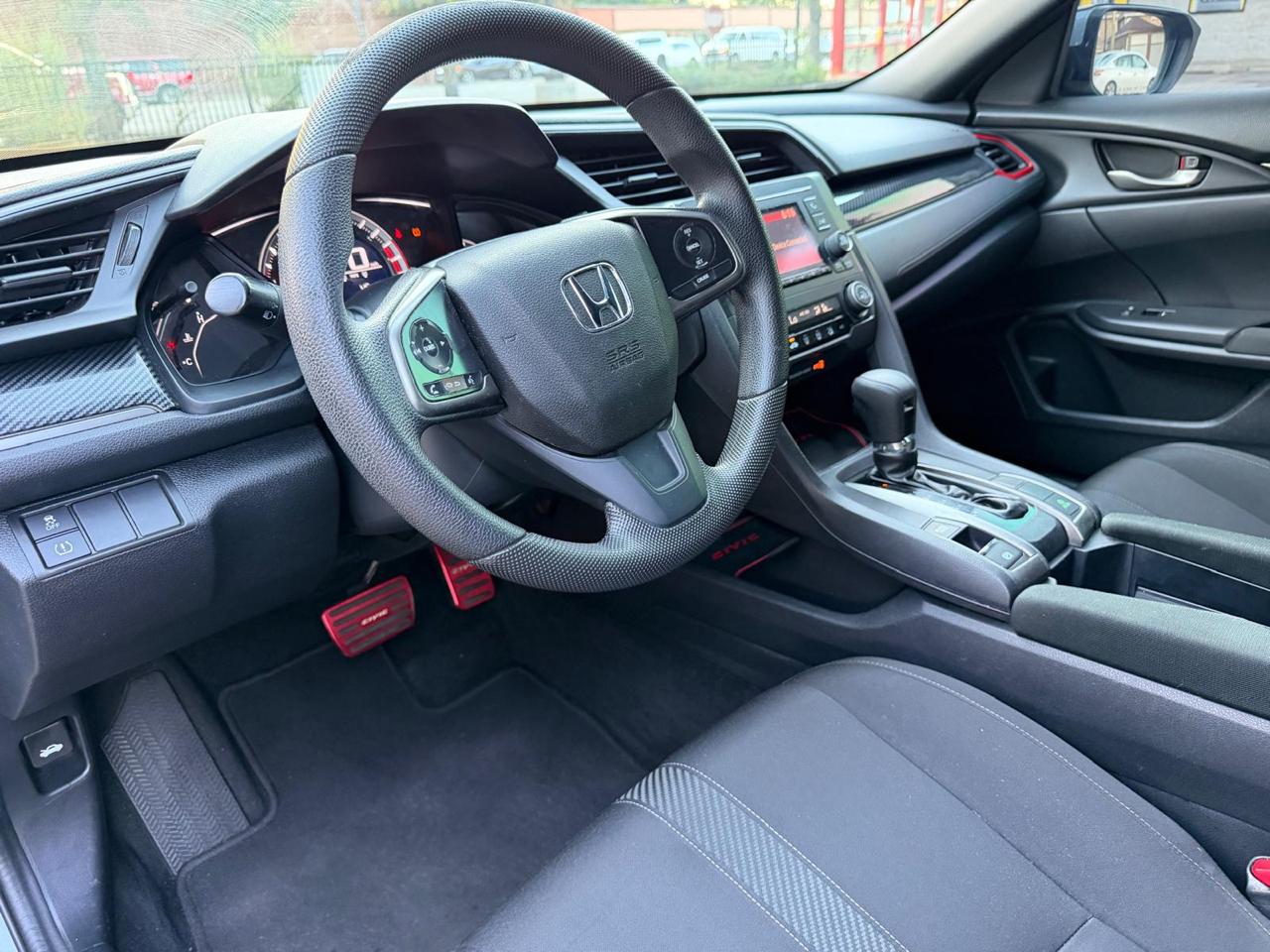 Honda Civic Hatchback LX CVT 2017
