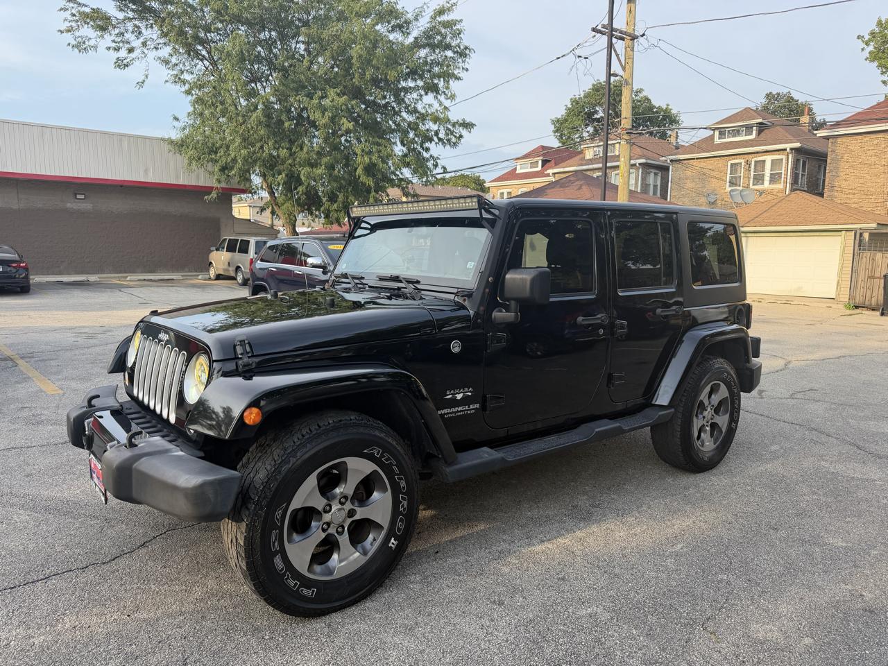 Jeep Wrangler Unlimited 4WD 4dr Sahara 2017