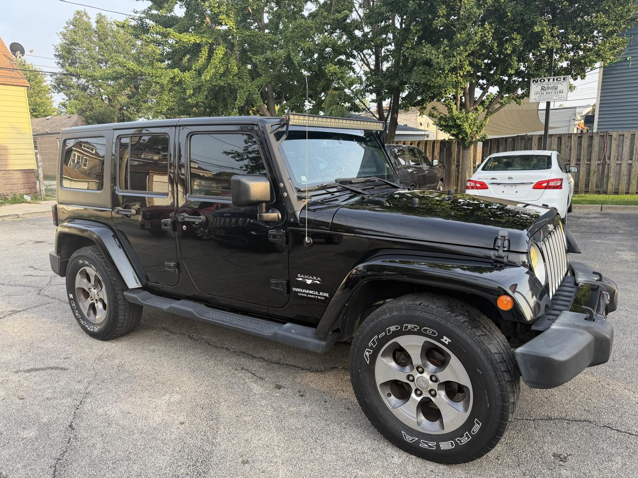 Jeep Wrangler Unlimited 4WD 4dr Sahara 2017