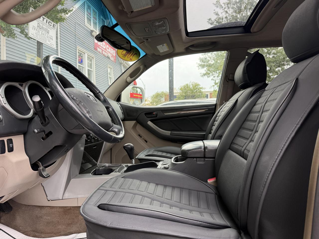 Toyota 4Runner photo 12