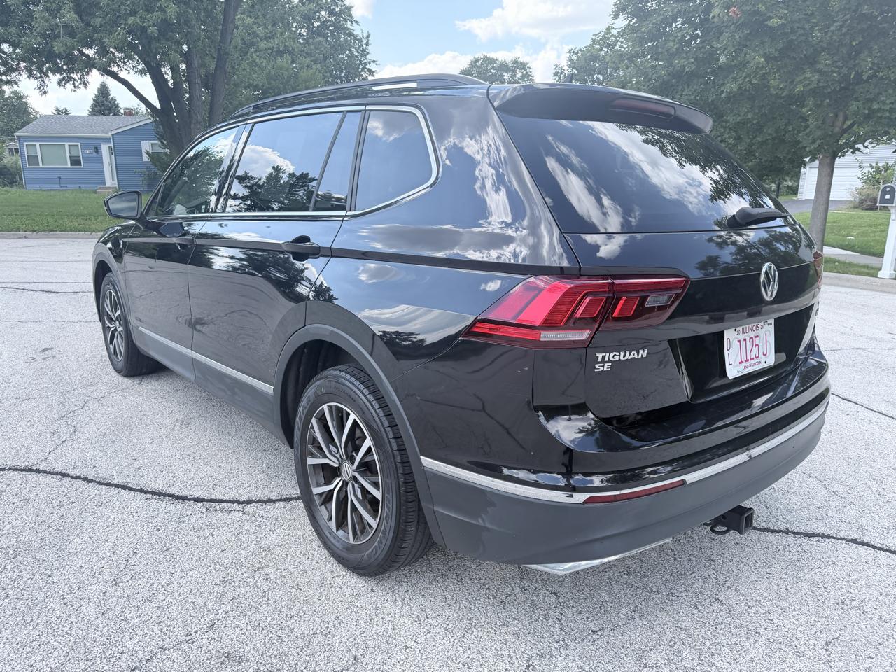 Volkswagen Tiguan 2.0T SEL 4MOTION 2018
