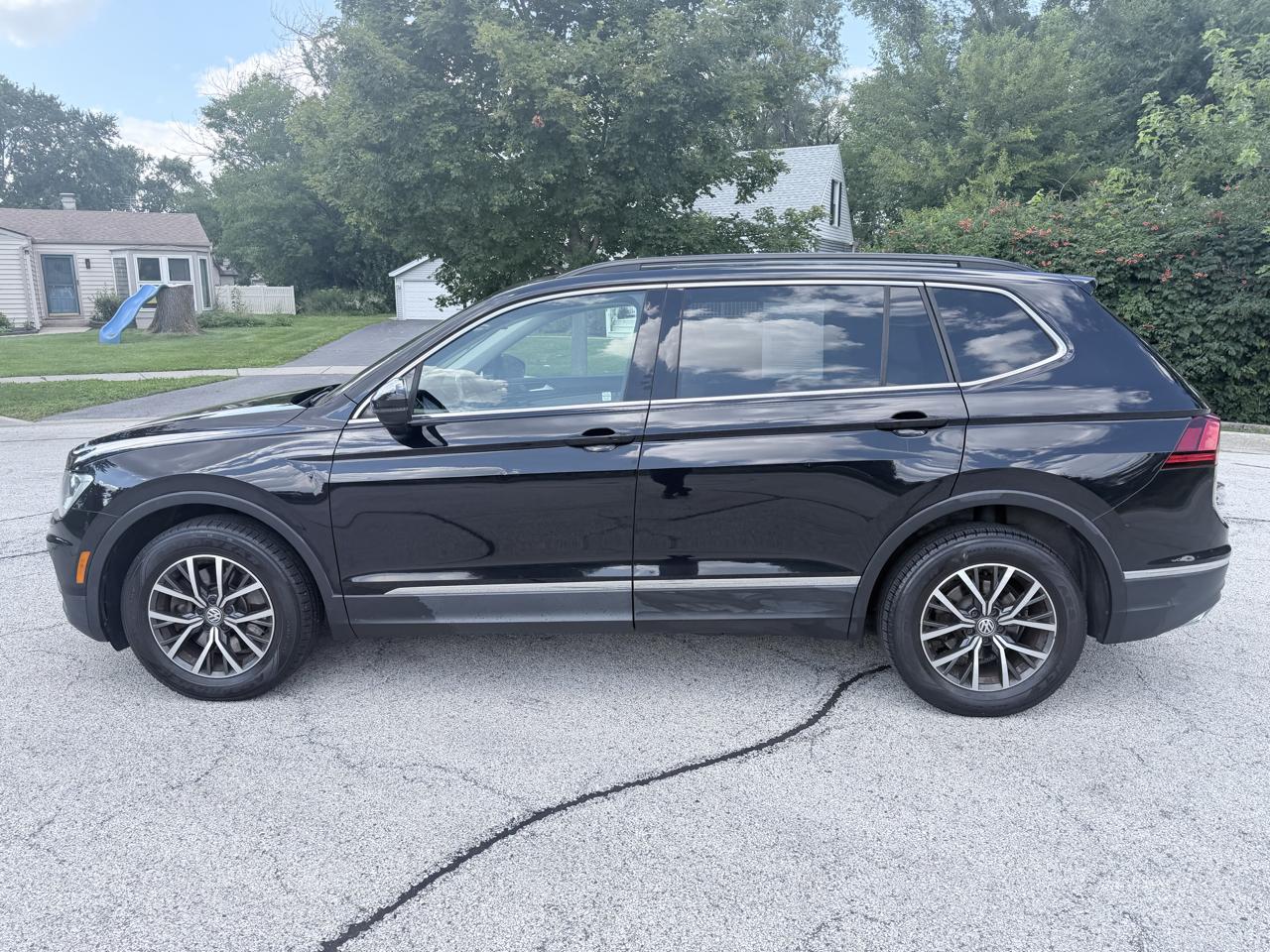 Volkswagen Tiguan 2.0T SEL 4MOTION 2018