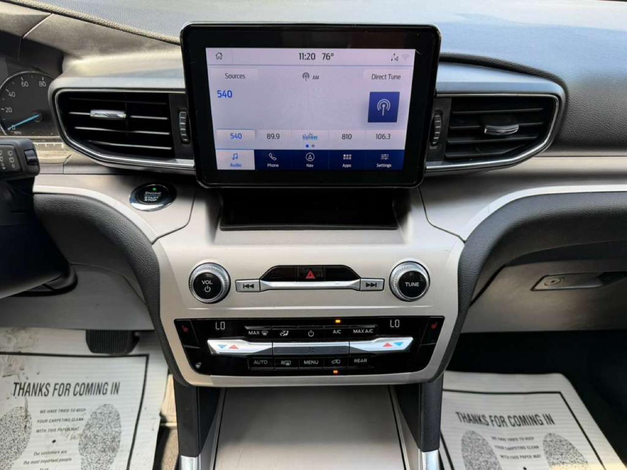 Ford Explorer photo 14