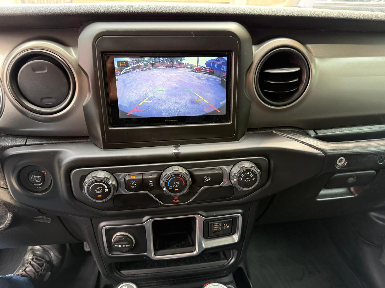 Jeep Wrangler Unlimited Sport 4x4 2018