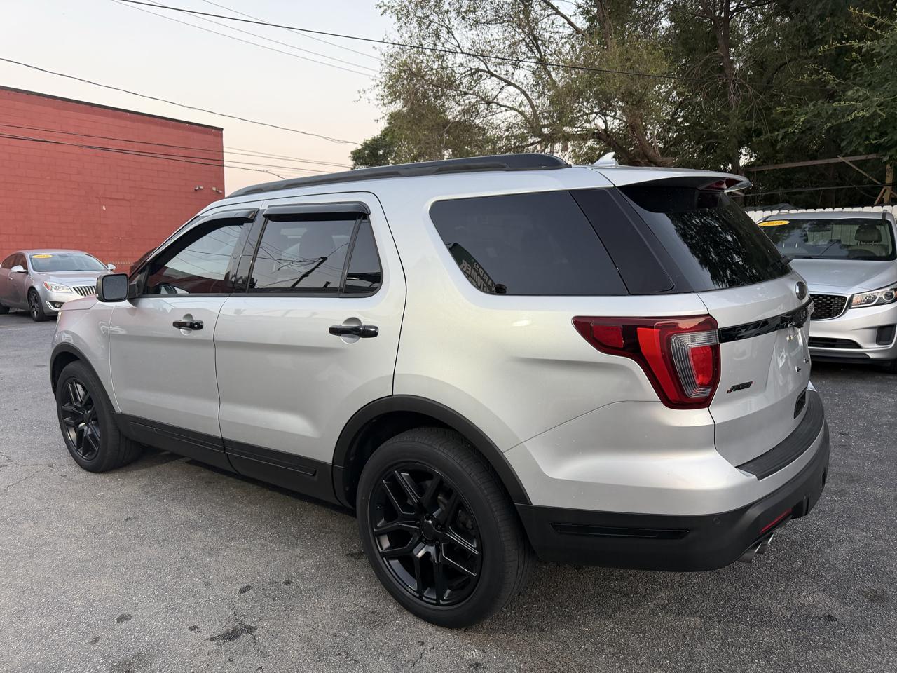 Ford Explorer Sport 4WD 2019