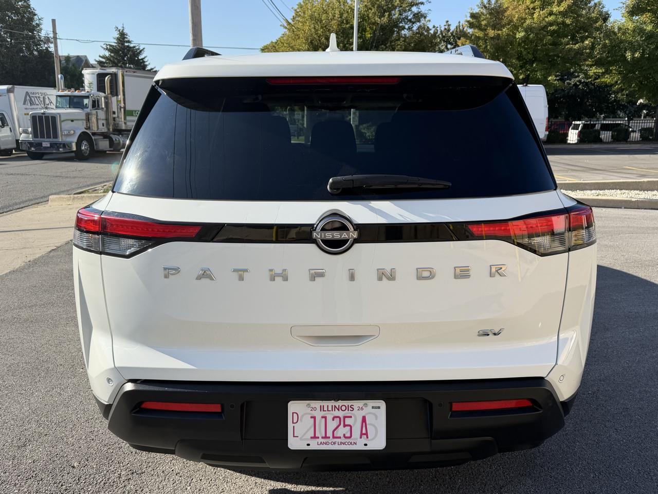 Nissan Pathfinder SV 2WD 2023