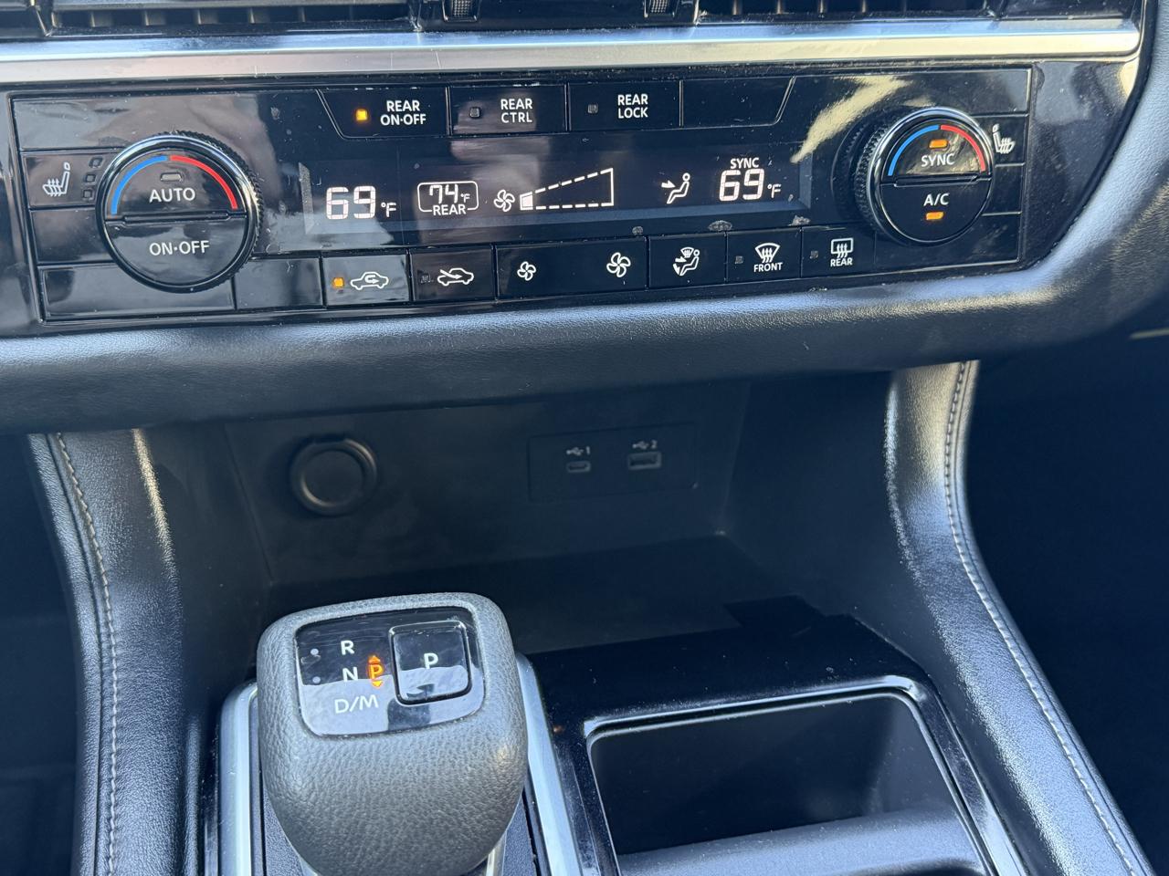Nissan Pathfinder SV 2WD 2023