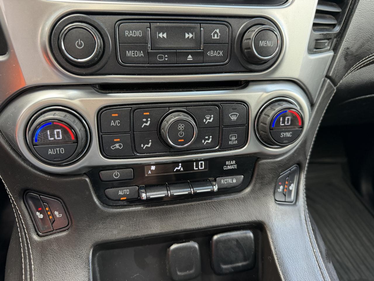 Chevrolet Tahoe 4WD 4dr LT 2015