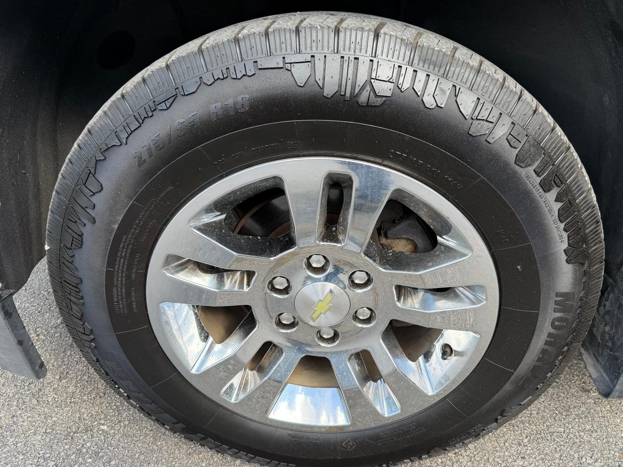 Chevrolet Tahoe photo 9