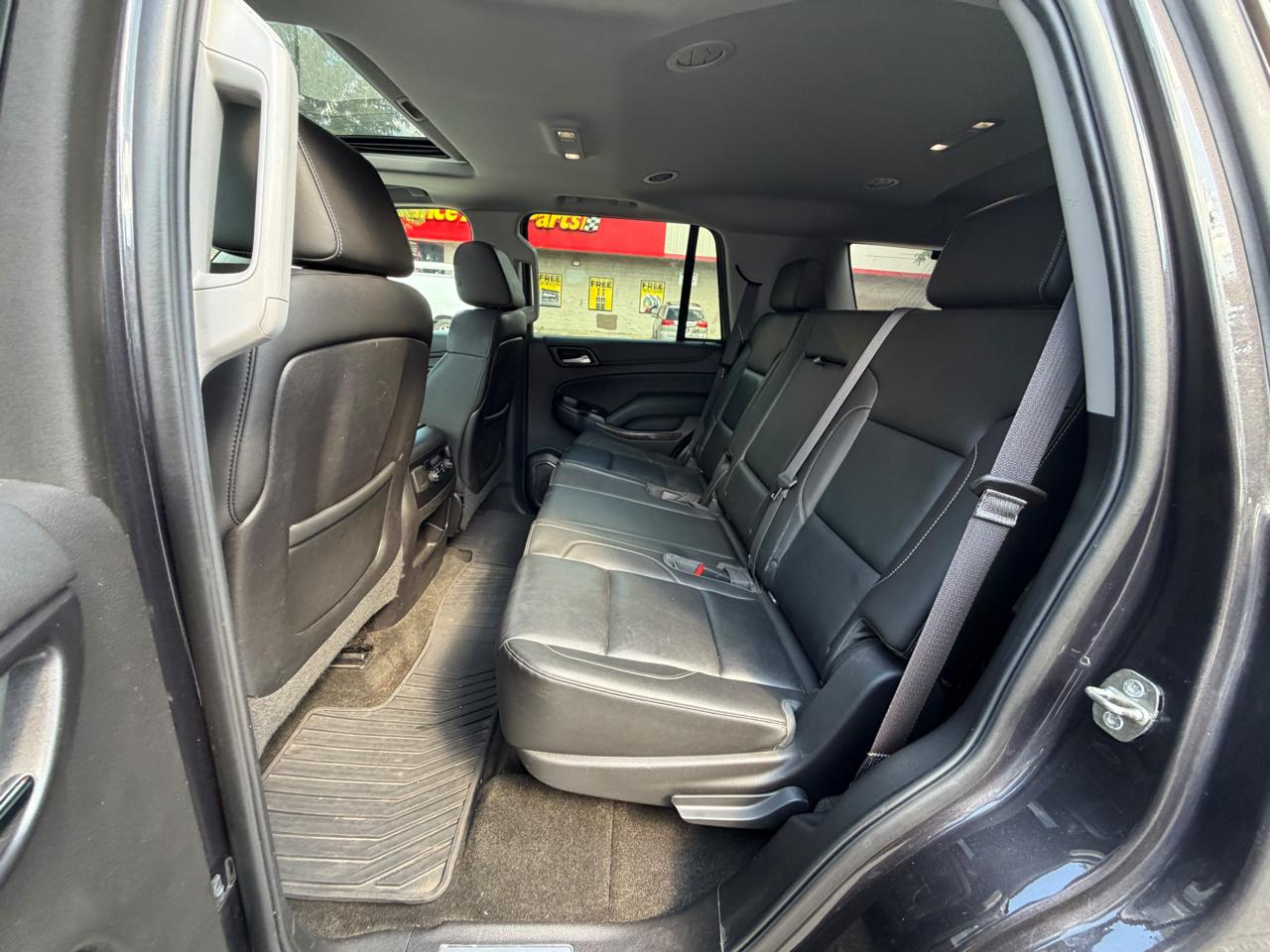 Chevrolet Tahoe photo 16