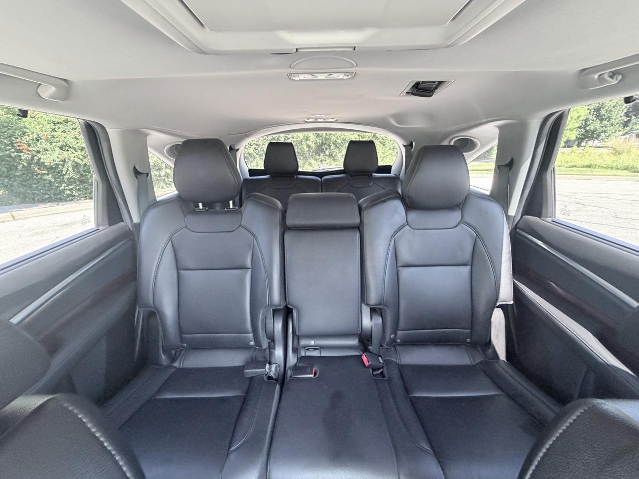 Acura MDX SH-AWD 4dr Tech/Entertainment Pkg 2015