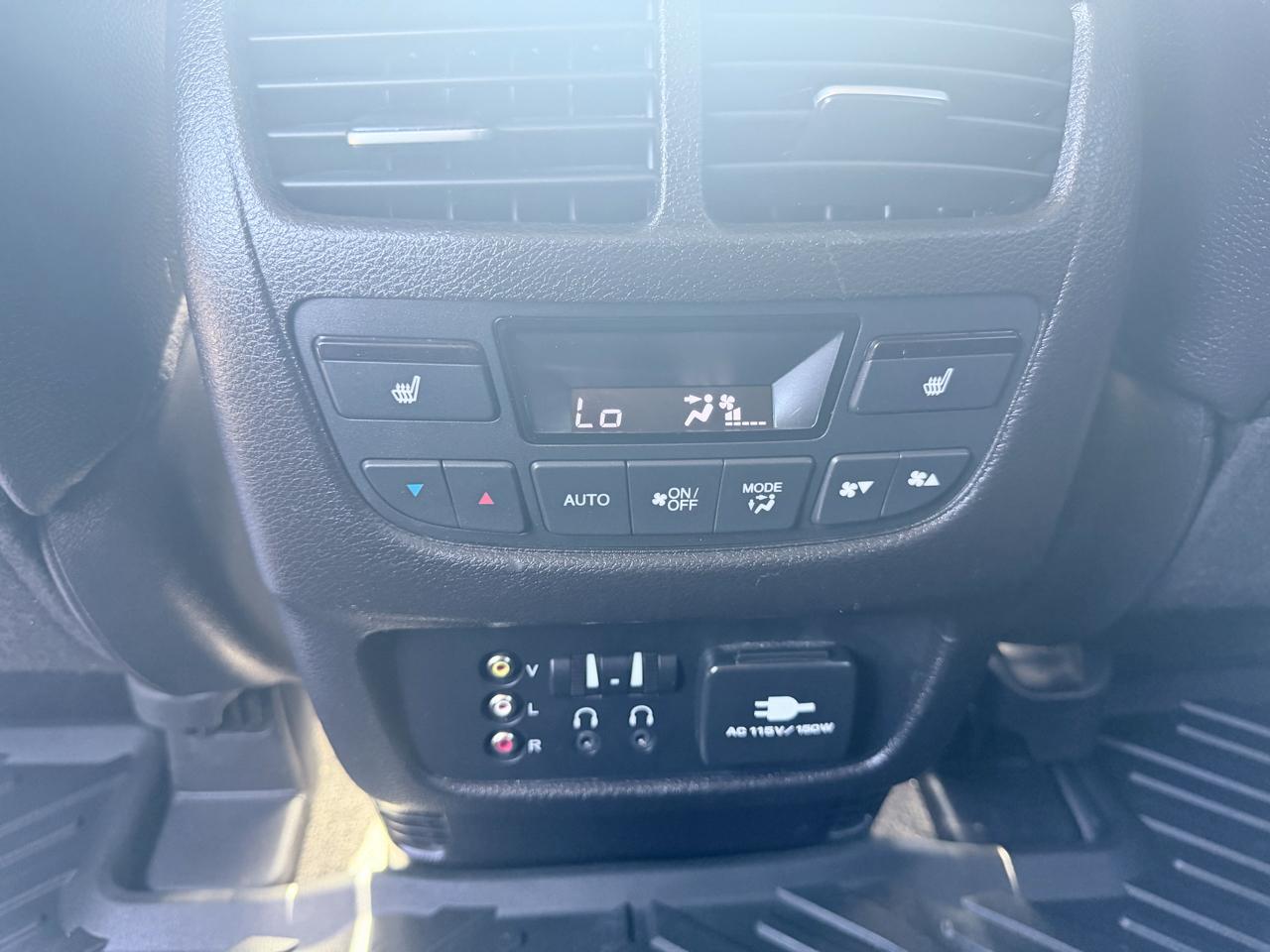 Acura MDX SH-AWD 4dr Tech/Entertainment Pkg 2015