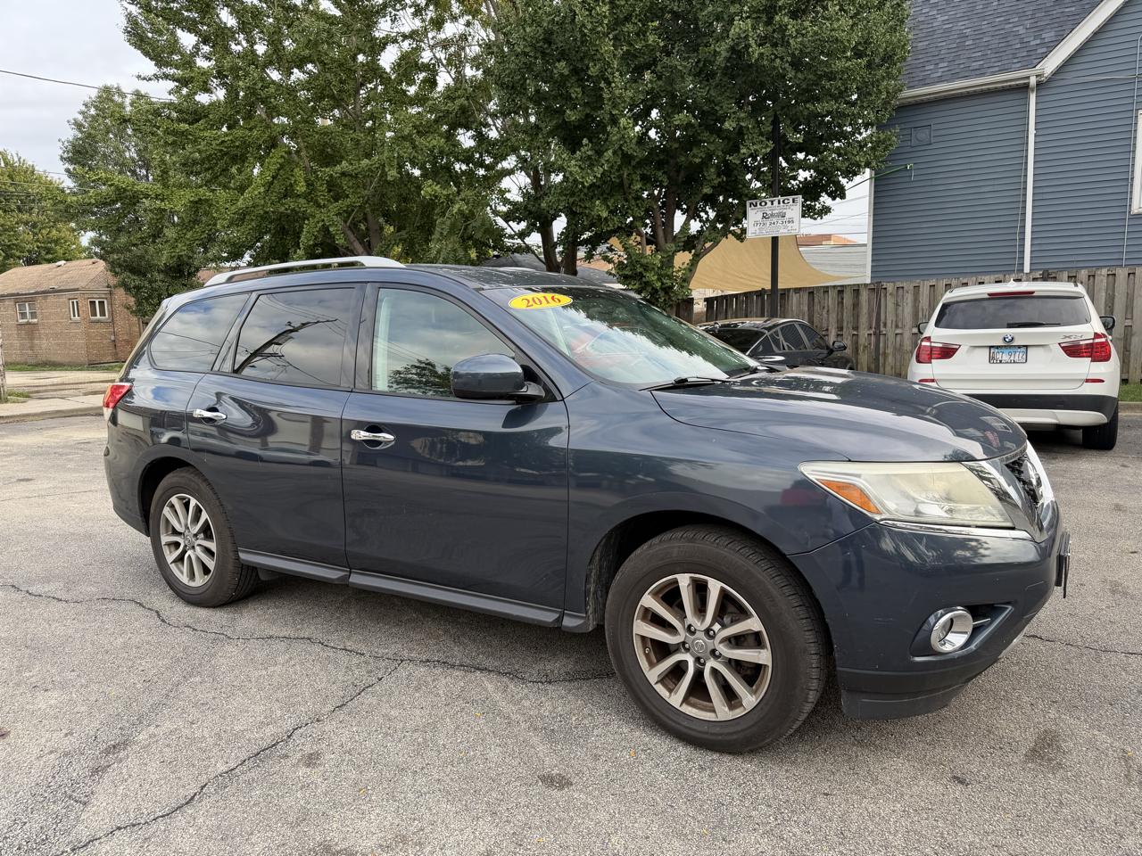 Nissan Pathfinder 4WD 4dr SV 2016