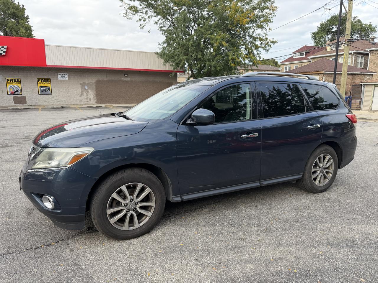 Nissan Pathfinder 4WD 4dr SV 2016
