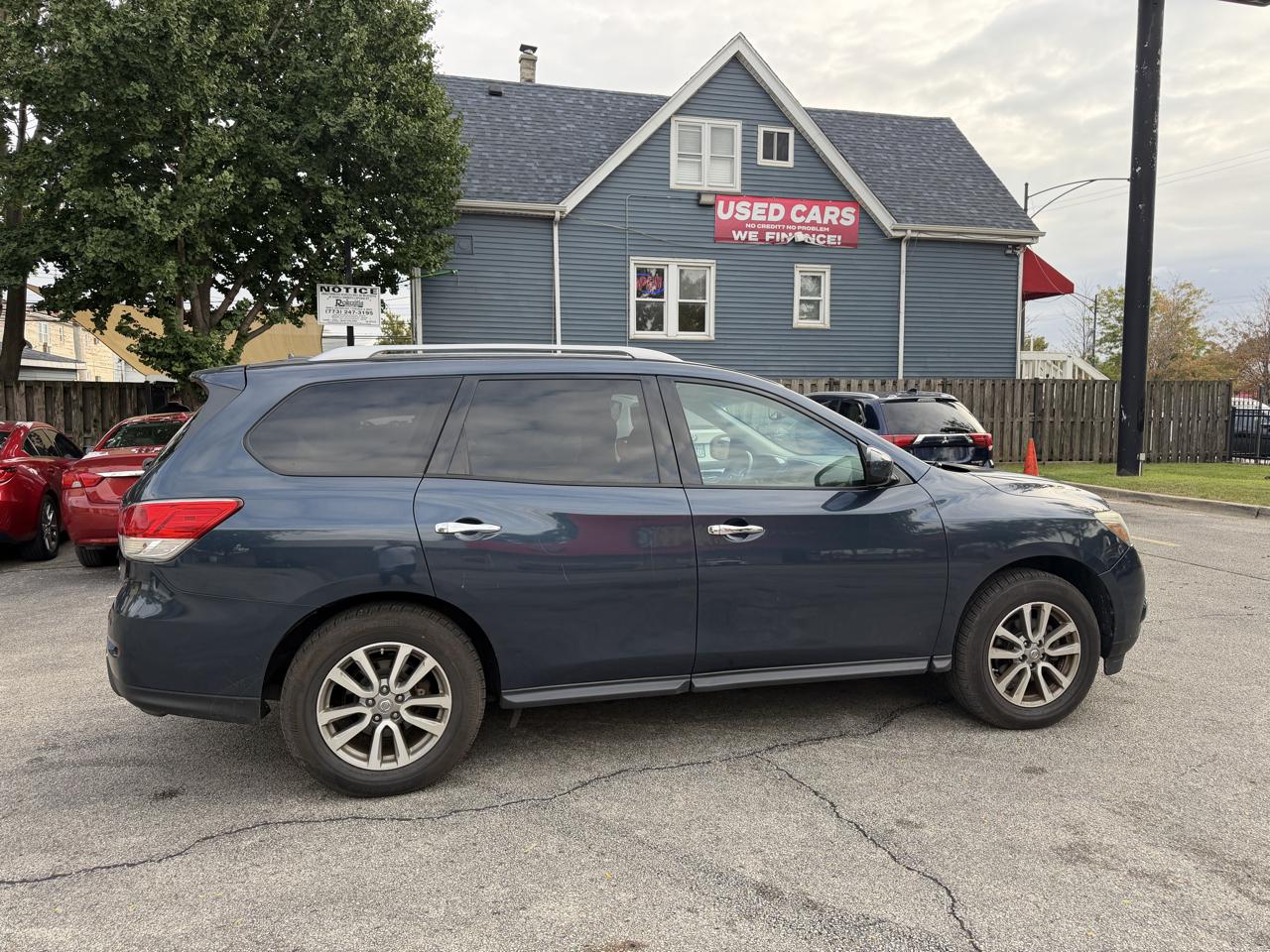 Nissan Pathfinder 4WD 4dr SV 2016