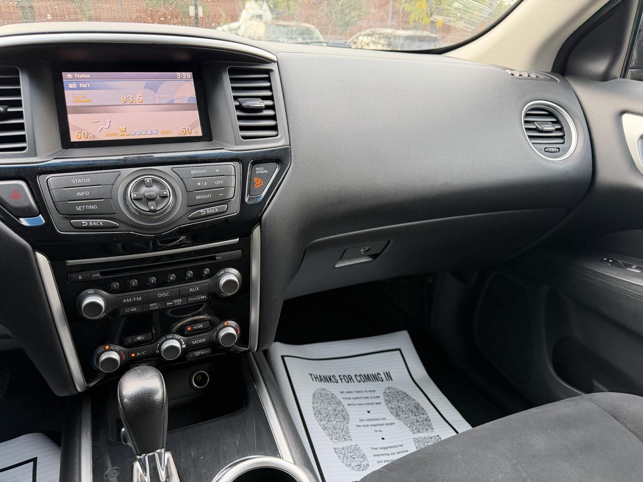 Nissan Pathfinder 4WD 4dr SV 2016