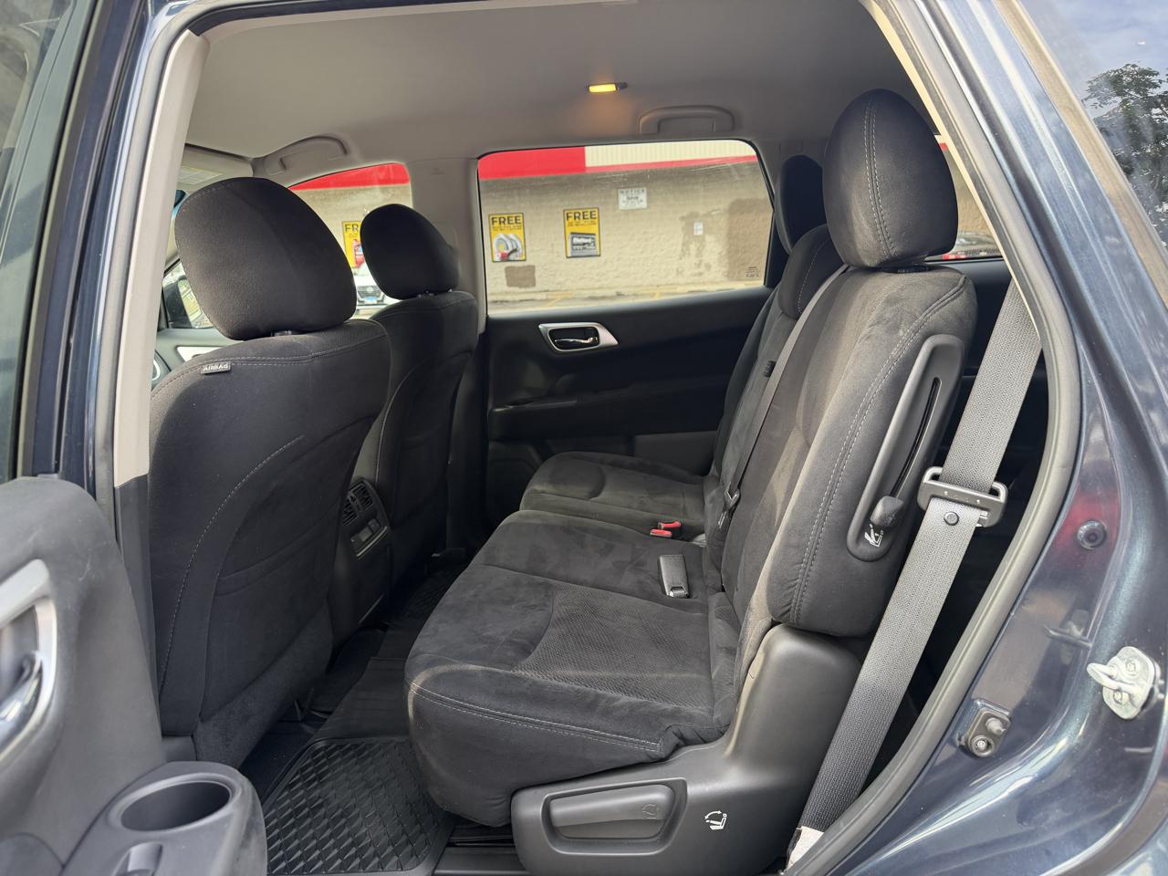 Nissan Pathfinder 4WD 4dr SV 2016