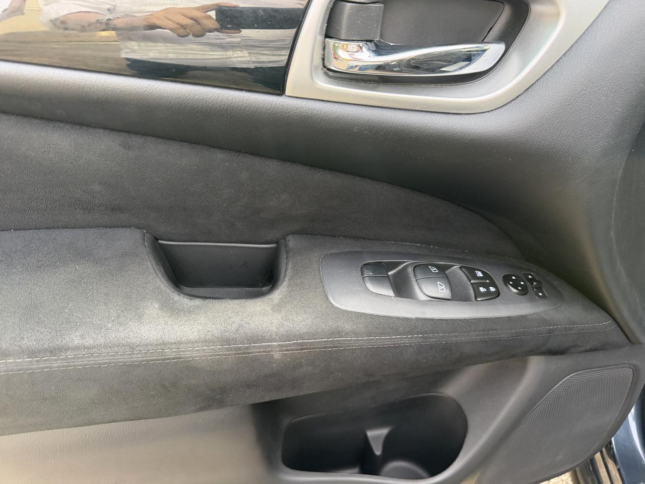 Nissan Pathfinder 4WD 4dr SV 2016