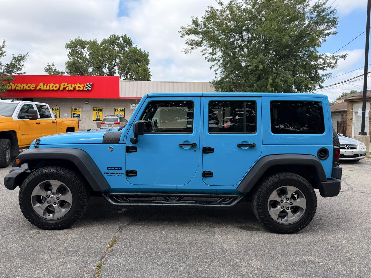 Jeep Wrangler photo 3