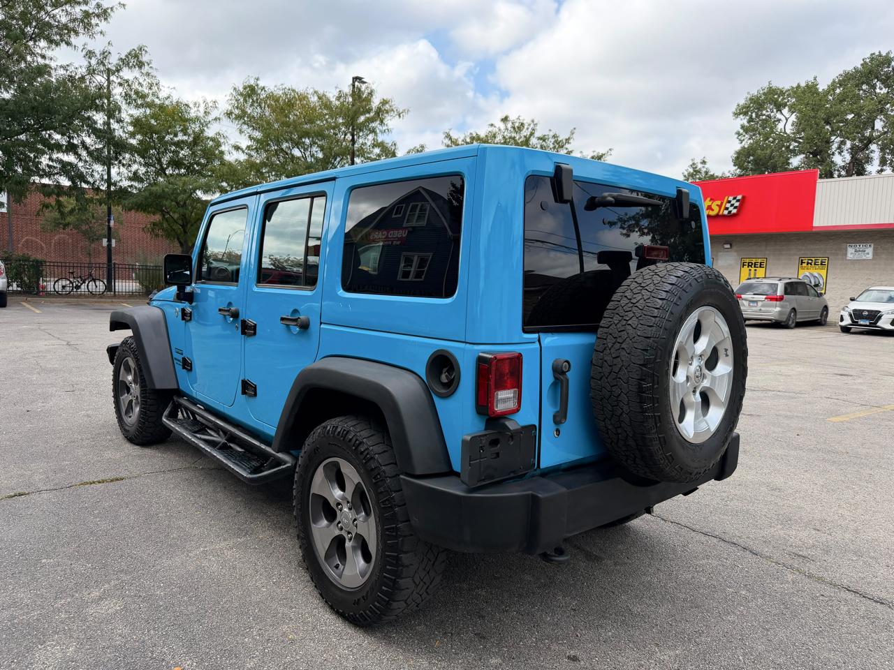Jeep Wrangler photo 6