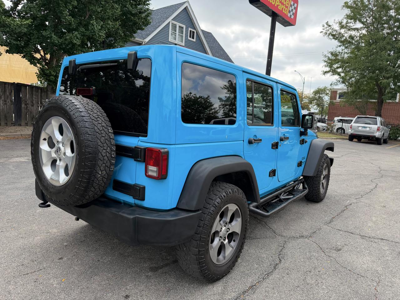 Jeep Wrangler photo 8