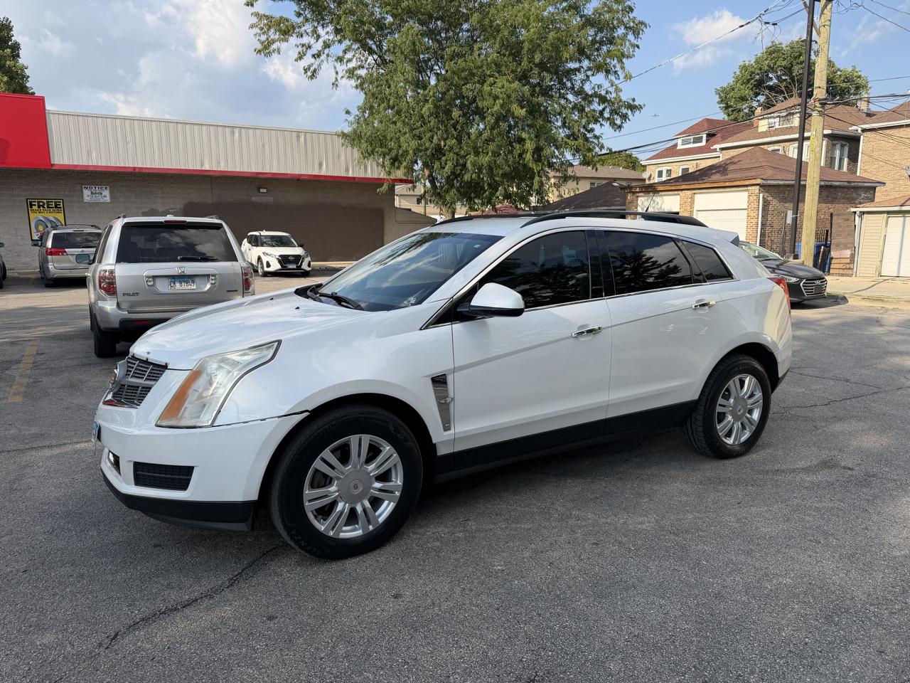 Cadillac SRX FWD 4dr Base 2011