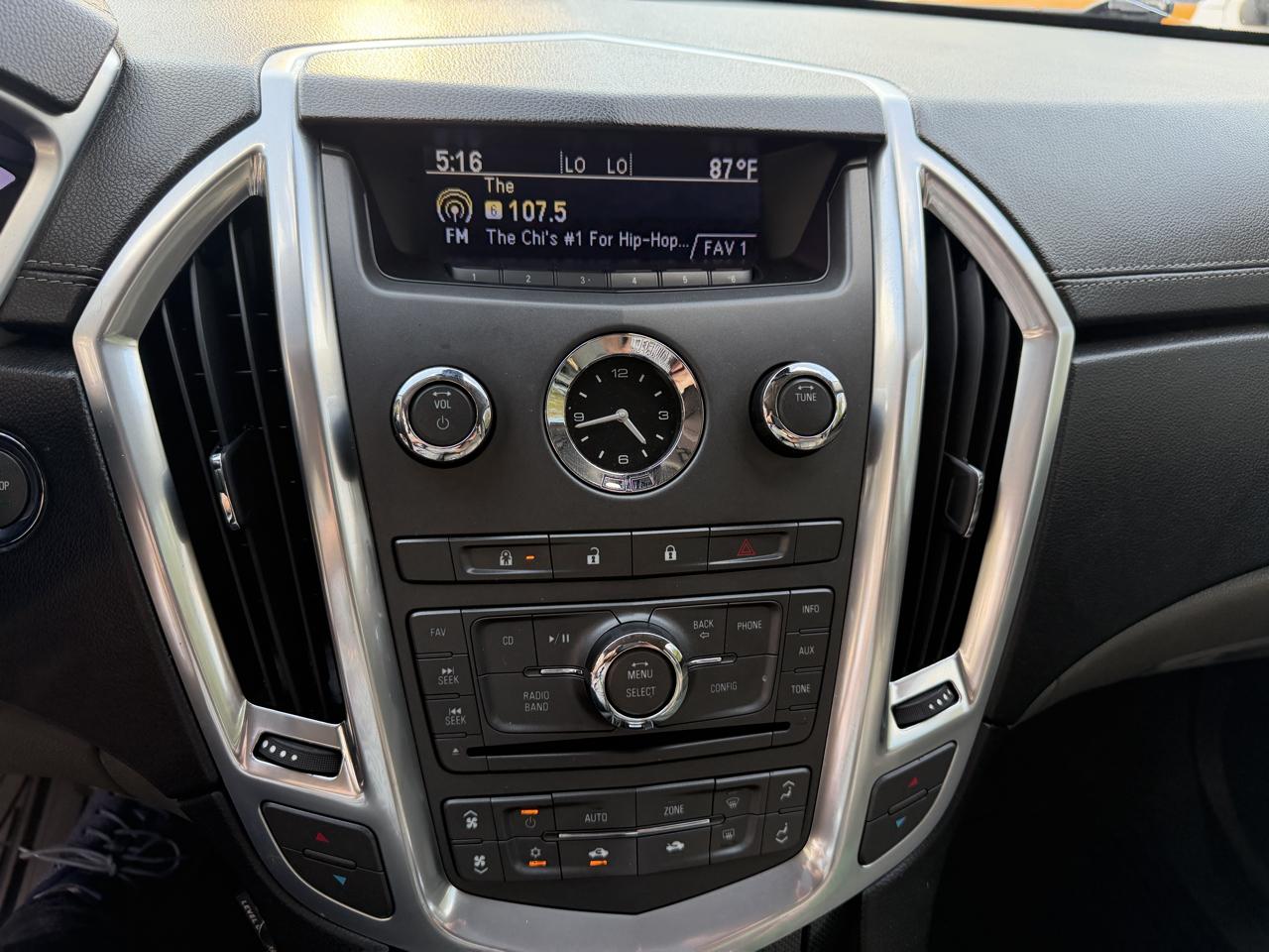 Cadillac SRX FWD 4dr Base 2011