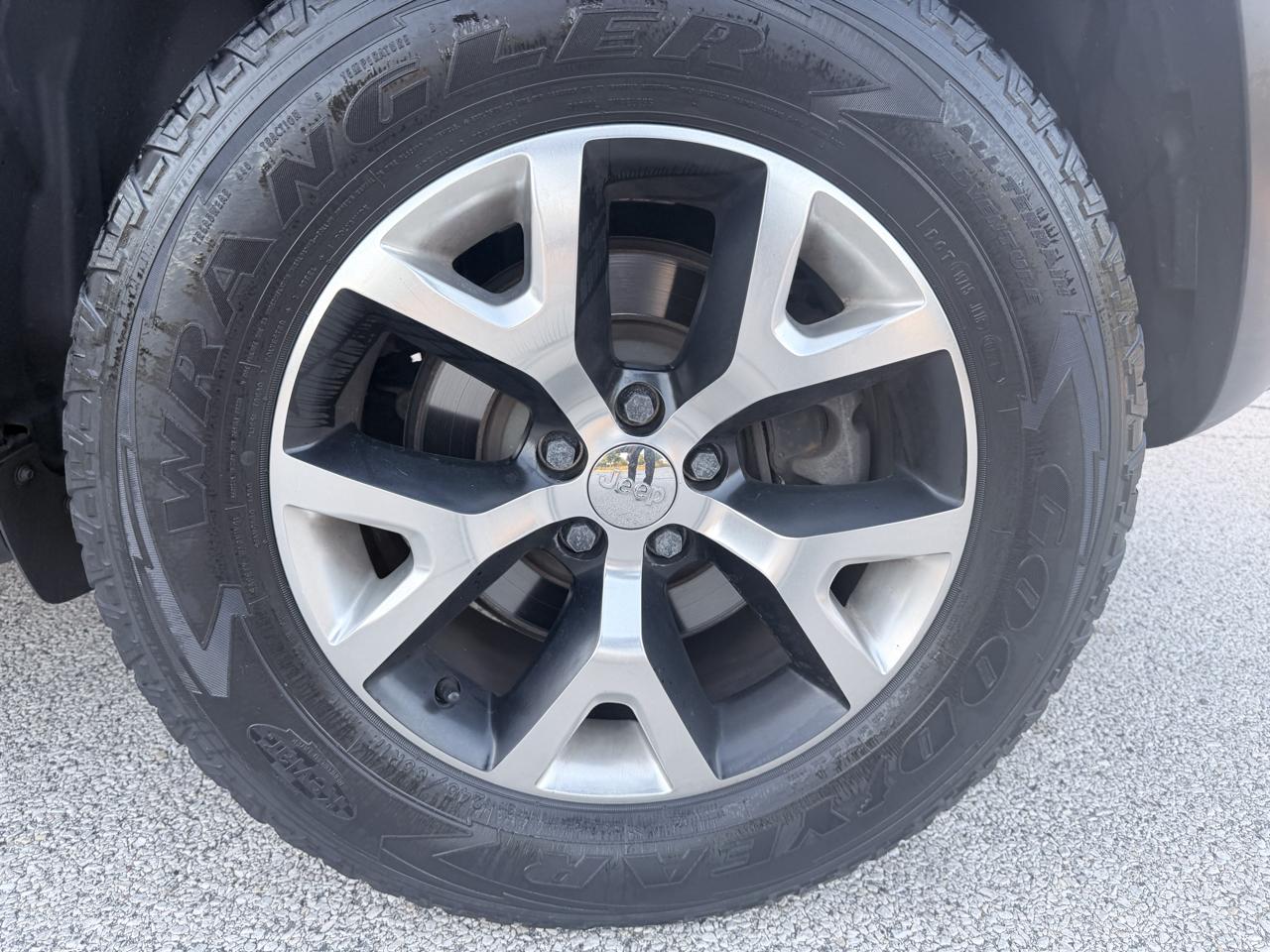 Jeep Cherokee 4WD 4dr Trailhawk 2016