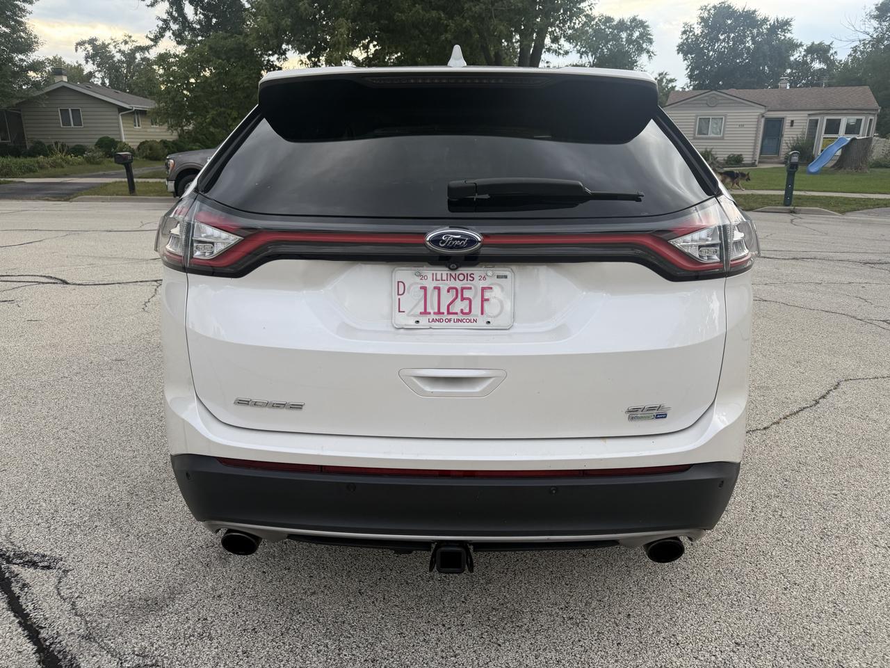 Ford Edge photo 4