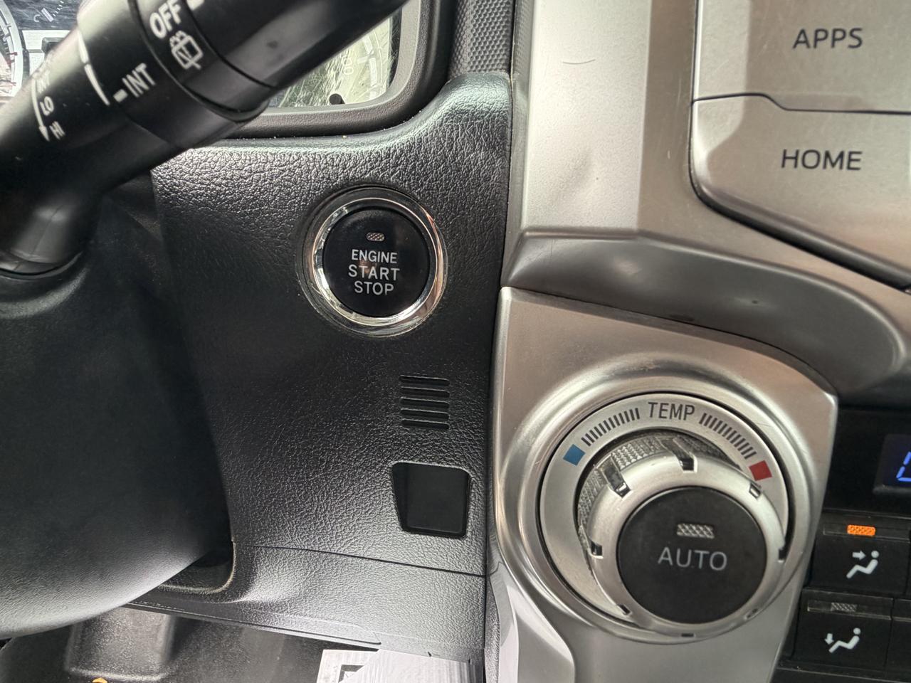 Toyota 4Runner 4WD 4dr V6 Trail Premium (Natl) 2014