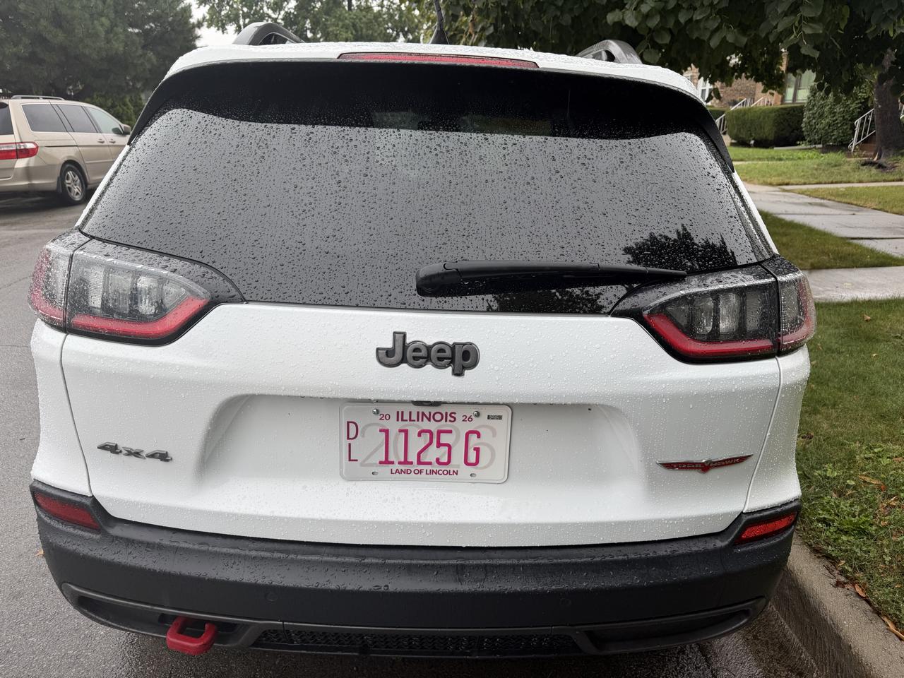 Jeep Cherokee photo 4