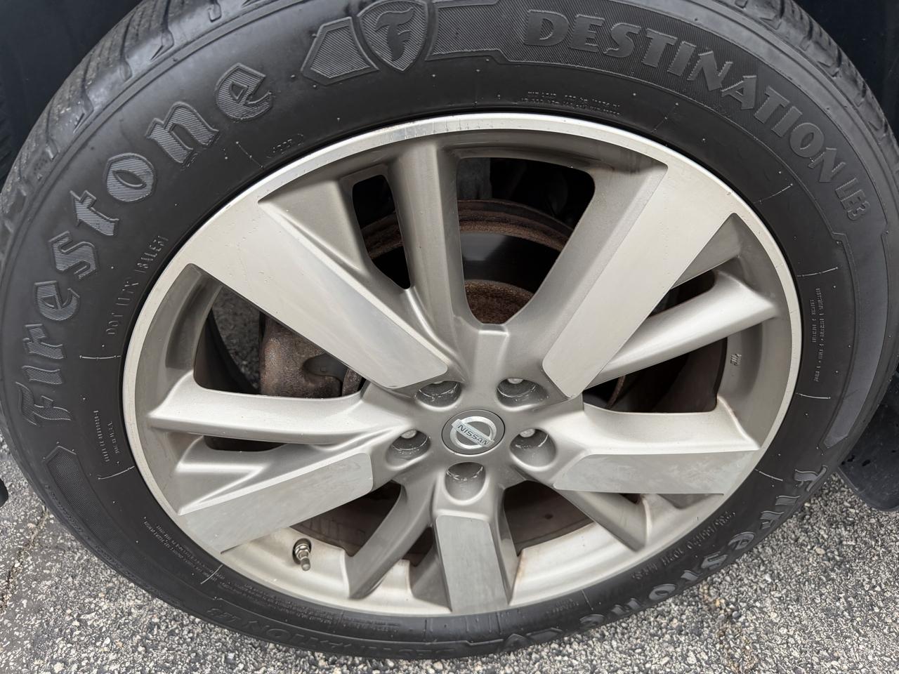 Nissan Pathfinder photo 10