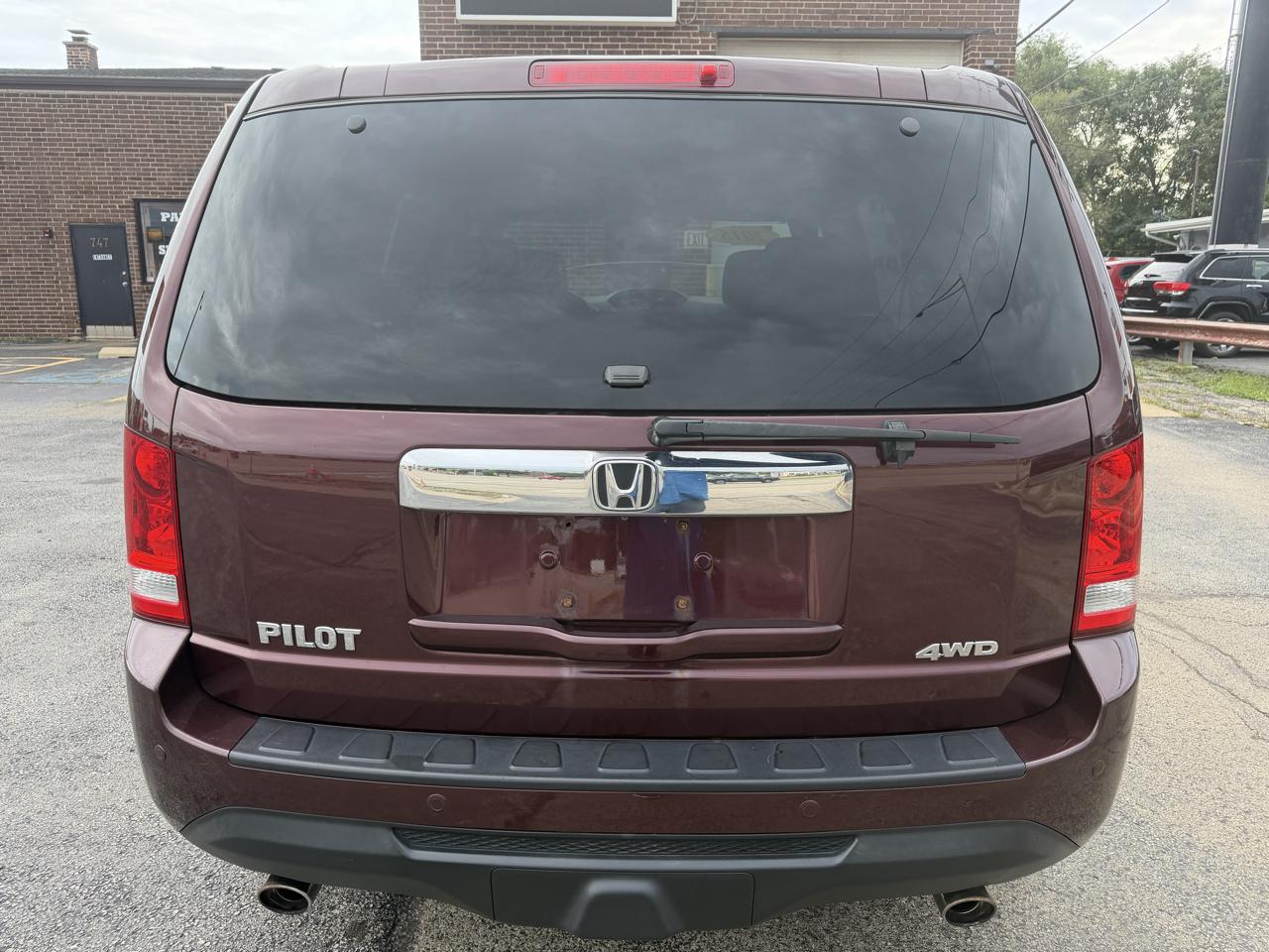 Honda Pilot photo 2