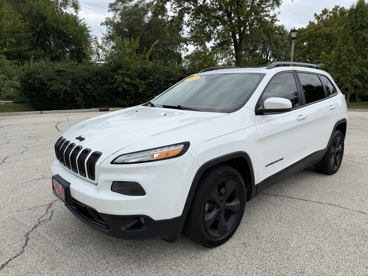 Jeep Cherokee photo 3