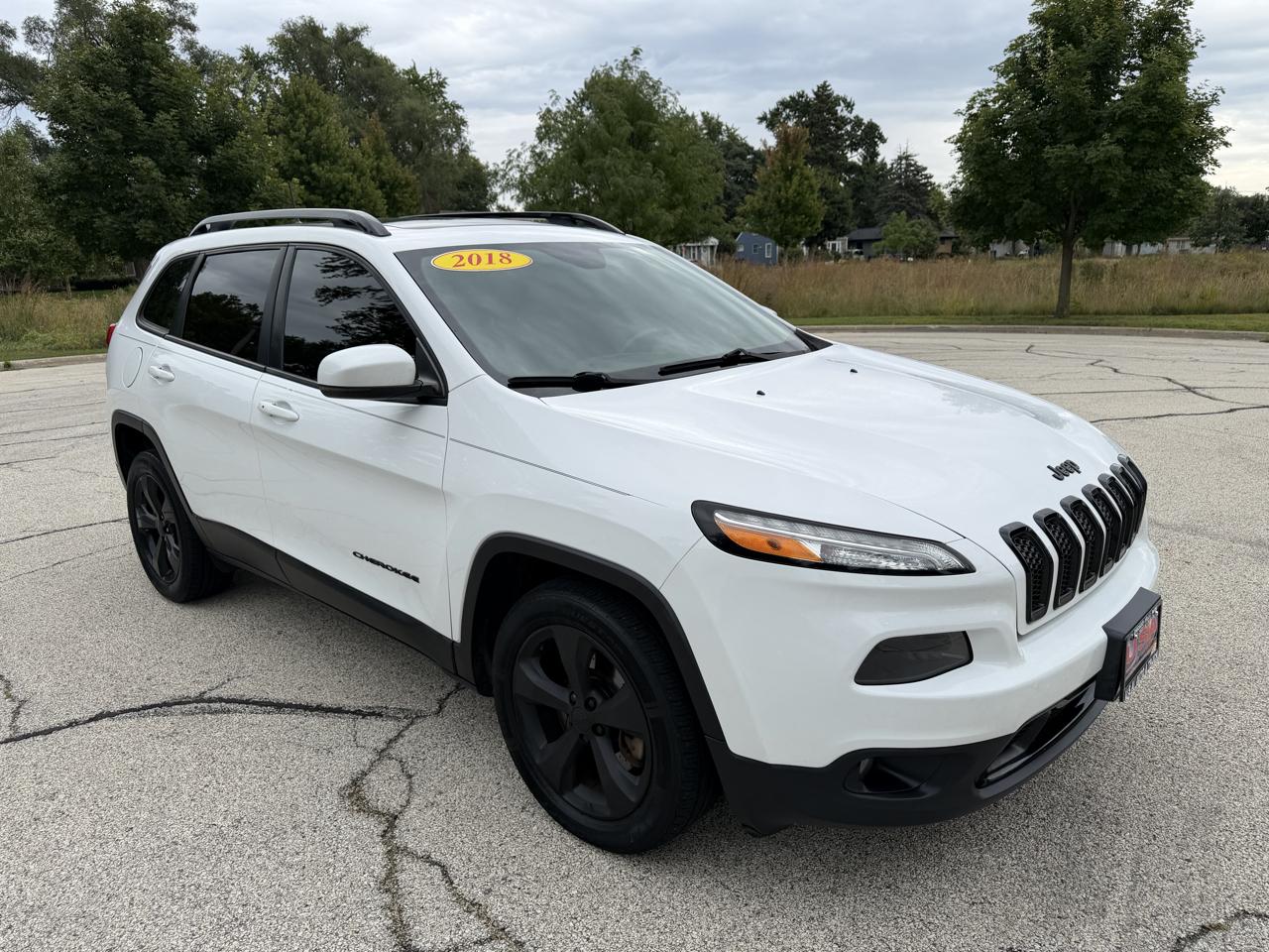 Jeep Cherokee photo 8
