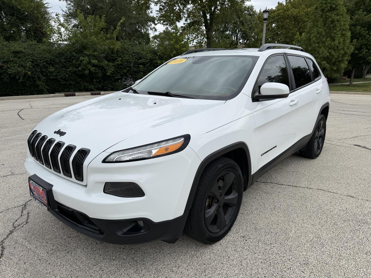 Jeep Cherokee photo 12