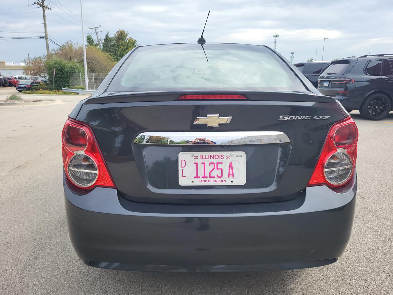 Chevrolet Sonic photo 3