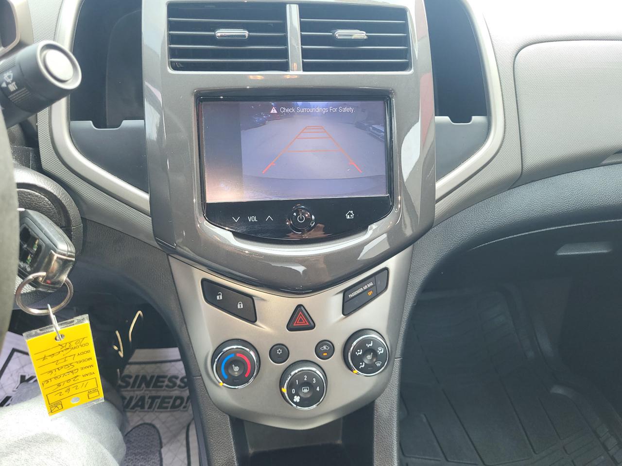 Chevrolet Sonic photo 11