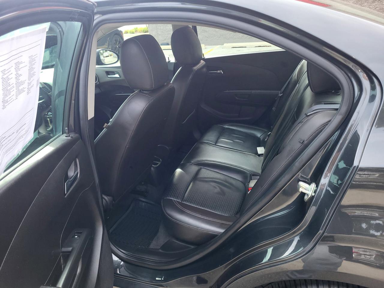Chevrolet Sonic photo 17
