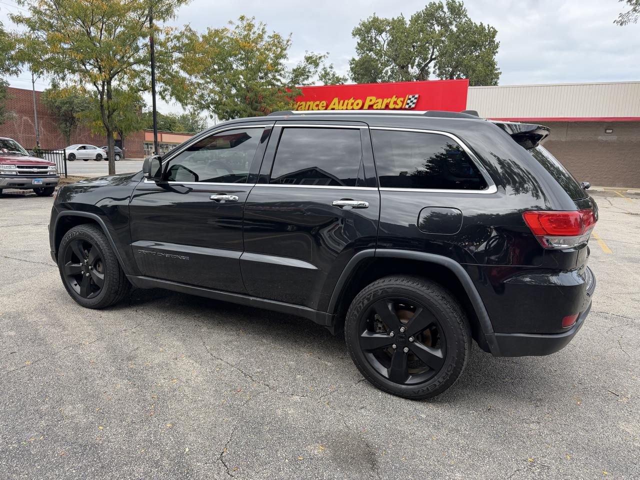 Jeep Grand Cherokee photo 2
