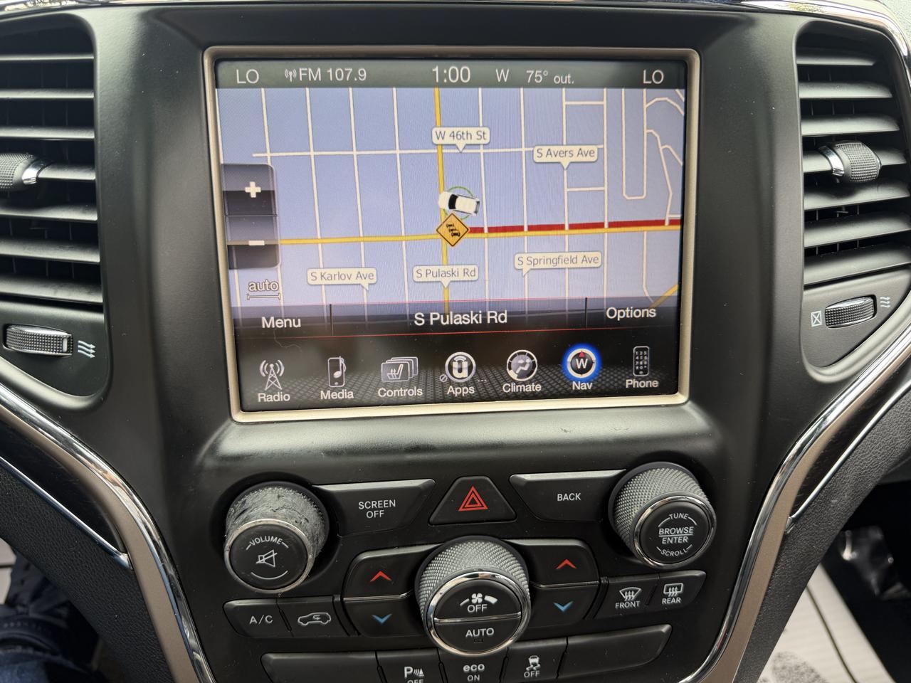 Jeep Grand Cherokee photo 18
