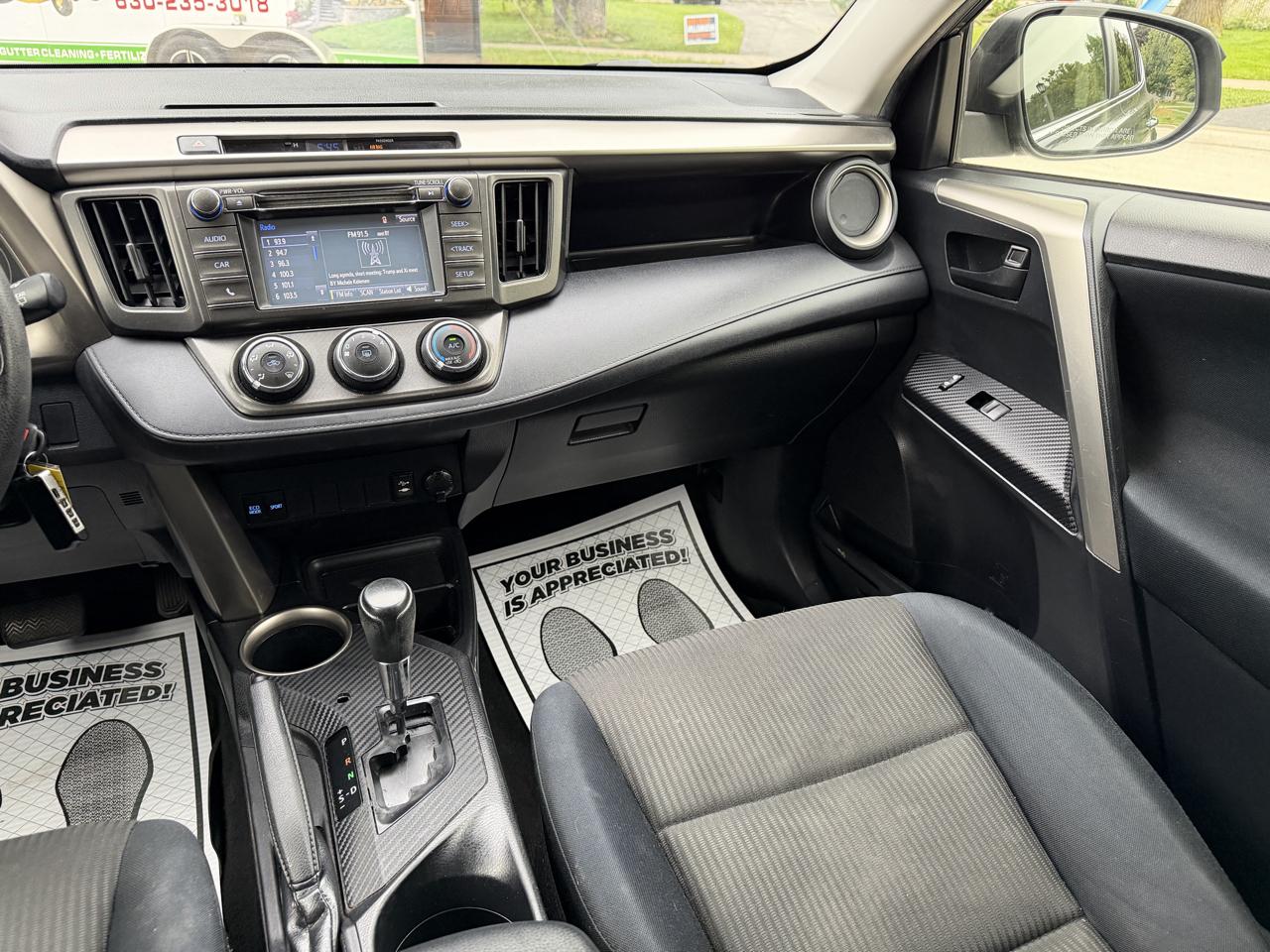 Toyota RAV4 photo 11