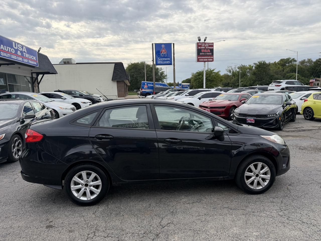 Ford Fiesta 4dr Sdn SE 2011